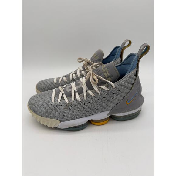 Nike 2018 LeBron James 23 King Lion Basketball Shoes Men's 10.5 GRAY CK-4765 001 - Picture 2 of 6